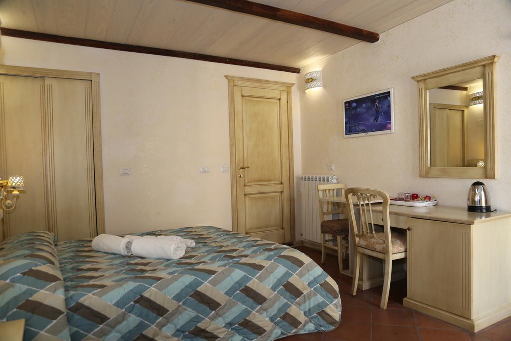 B&B Residenza Cardinale Tropea Habitación foto